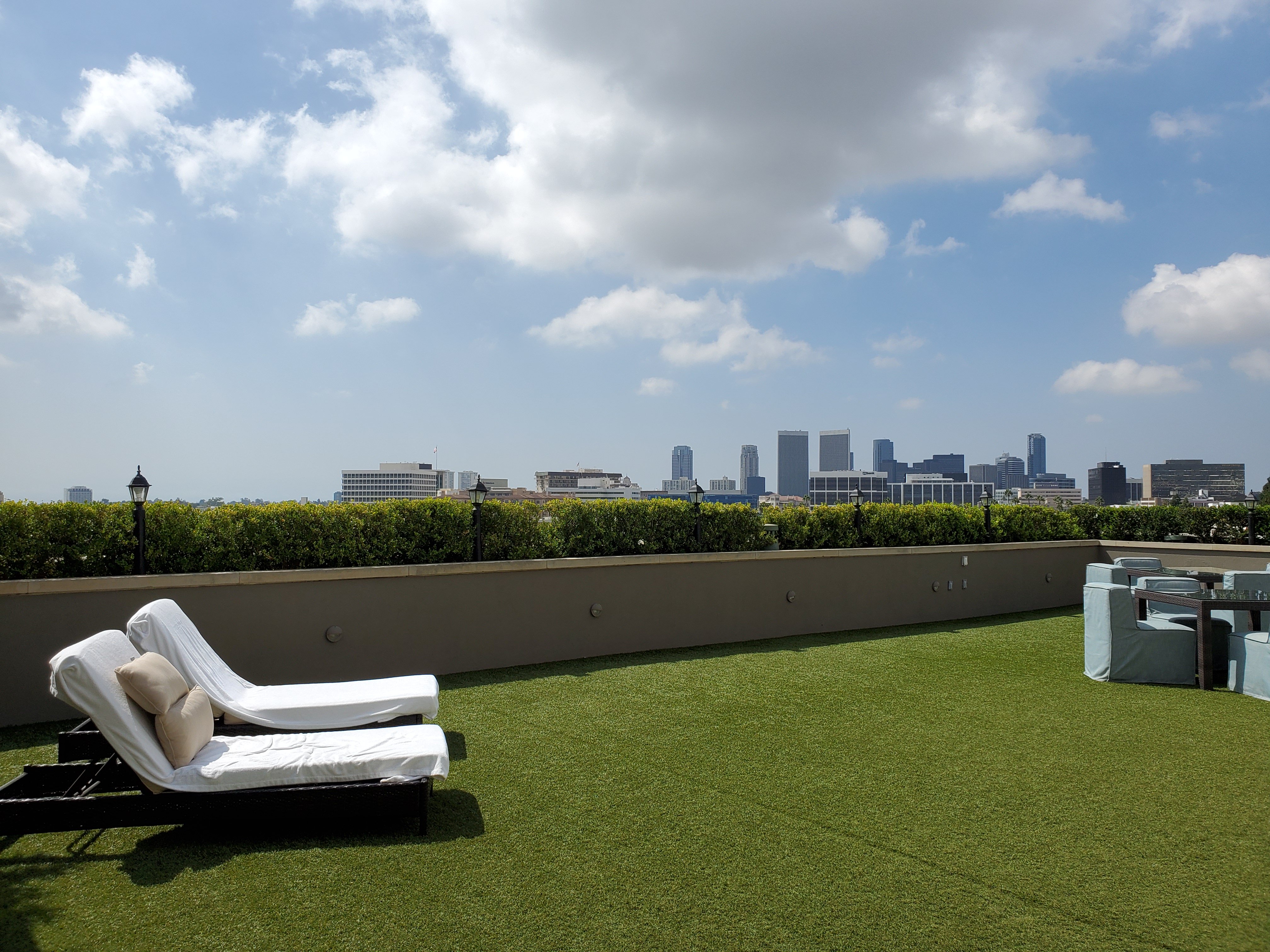 Viecroy L'Ermitage Beverly Hills rooftop