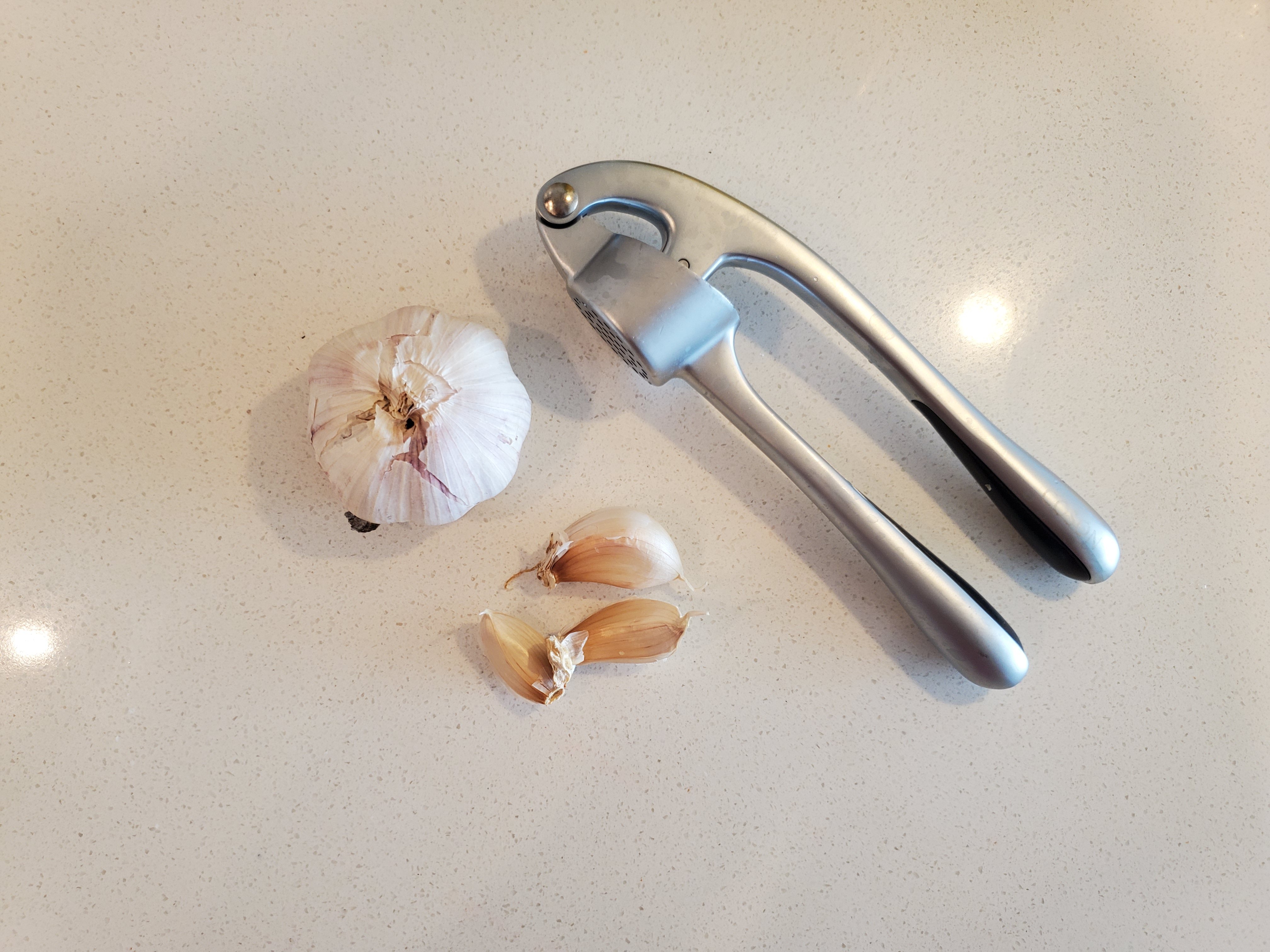 Garlic Press Mashed Garlic Crusher Peeler