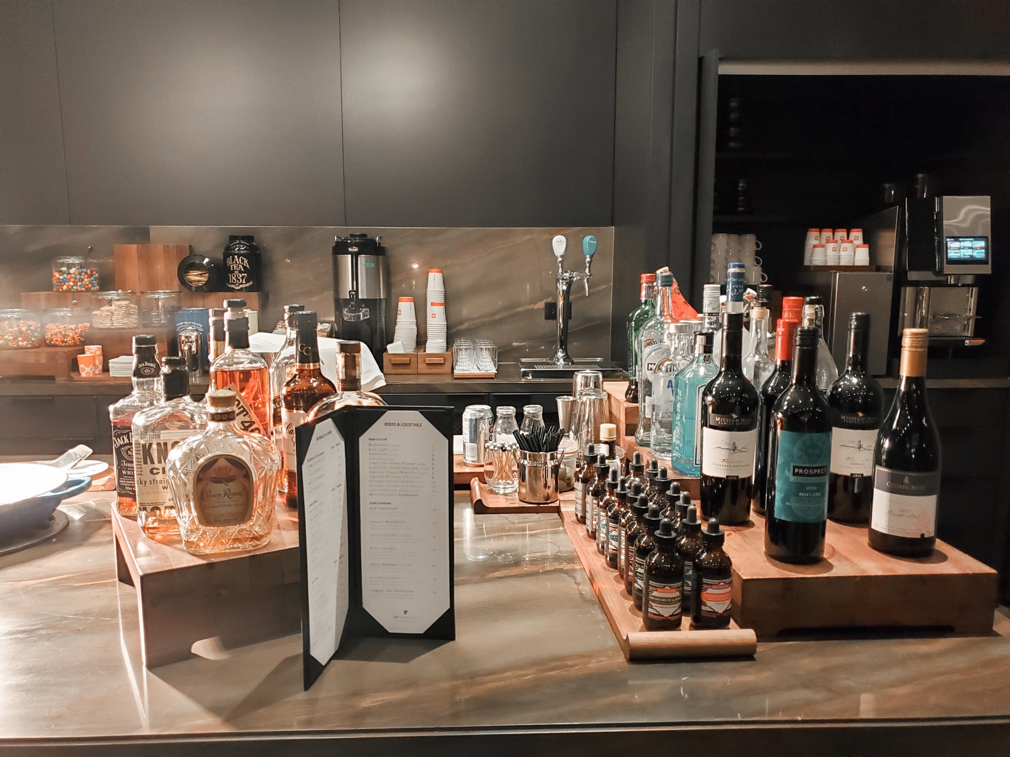 Executive Lounge at JW Marriott Parq