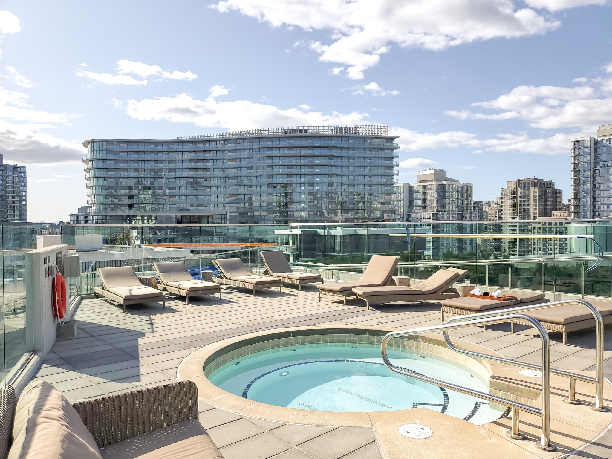 Hot Tub at JW Marriott Parq